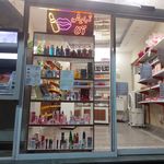 لوازم آرایشی آنا