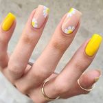 کاشت ناخن نفیسه