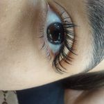 اکستنشن مژه و لیفت ابرو شایسته