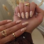 سالن تخصصی کاشت ناخن و مژه ثمینه حجازیان