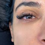 خدمات تخصصی اکستنشن مژه ندا عامری