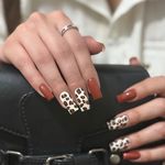 خدمات تخصصی و آموزش ناخن سپیده