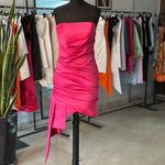 خیاطی ترمه تعمیرات و دوخت تمامی لباس ها