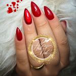 خدمات کاشت و ترمیم ناخن هدیه