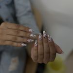 آموزش و خدمات تخصصی ناخن زینو