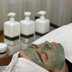 پاکسازی پوست شراره آتیه خواه