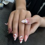 خدمات تخصصی ناخن شقایق