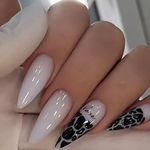 خدمات کاشت ناخن سارنیز 50درصد تخفیف عید