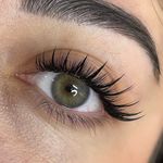 خدمات و آموزش اکستنشن مژه بهاره باقری