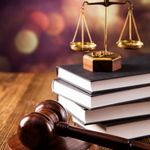 وکیل پایه یک دادگستری