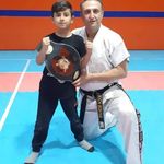 مربی کیک بوکسینگ و دفاع شخصی