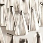 لوازم قنادی و تولد توت فرنگی