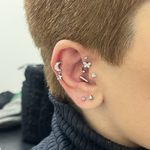 مرکز پیرسینگ صورت و بدن پریسا