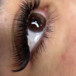 اموزش و ارائه خدمات اکستنشن مژه و لیفت مژه و ابرو