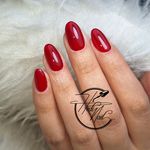 خدمات کاشت و ترمیم ناخن هدیه