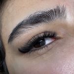 خدمات تخصصی اکستنشن مژه ندا عامری