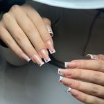 خدمات زیبایی ناخن زهرا