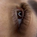 اموزش و ارائه خدمات اکستنشن مژه و لیفت مژه و ابرو