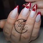 خدمات کاشت و ترمیم ناخن هدیه