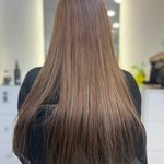 خدمات تخصصی رنگ و لایت و احیا مو
