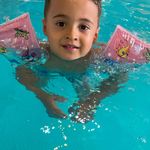 آکادمی آموزش شنا و آبدرمانی سارا حاتمی