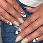 خدمات کاشت ناخن مبینا