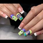 خدمات تخصصی کاشت و طراحى ناخن دان