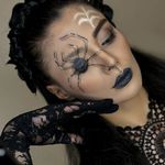 سالن زیبایی افسون عیوضی میکاپ تخصصی عروس