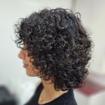 سالن زیبایی و مرکز اپیلاسیون سیمرغ