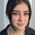سالن زیبایی ثنا (تخصص ناخن مژه و میکاپ)