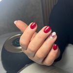 کاشت و ترمیم ناخن و ژلیش پا