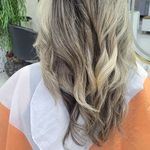 آرایشگاه زنانه