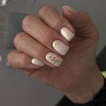 سالن تخصصی کاشت ناخن و مژه ثمینه حجازیان