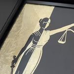وکیل پایه یک دادگستری سمیه حسینی دخت