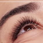 اکستنشن و کاشت مژه و لیفت مهشید سلیمانی