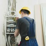 برقکشی ساختمان برق چمستان و نور طاهری