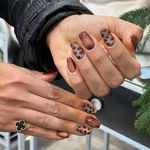 سالن آرایش و زیبایی رویا