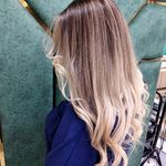 مرکز رنگ و لایت الهام