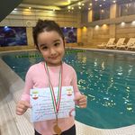 آکادمی آموزش شنا و آبدرمانی سارا حاتمی