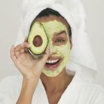 پاکسازی صورت ‌و فشیال عاطفه حیدری