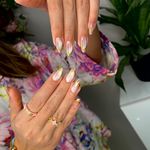 سالن تخصصى كاشت ناخن و مژه مهسا ميرواسع