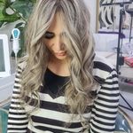 رنگ و لایت و کراتینه تخصصی نگار تشرفی