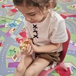 مهد کودک دو زبانه آبی