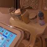 خدمات پاکسازی پوست کیمیا اورا