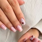 خدمات تخصصی ناخن شقایق