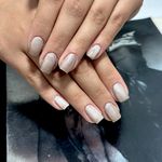 آرایشگاه زنانه عاطی بیوتی(آفر ناخن ورنگ)
