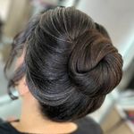 ارایشگاه زنانه وسالن زیبایی رز سرخ