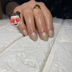 خدمات تخصصی ناخن نگین