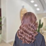 سالن زیبایی الوا