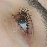 خدمات تخصصی اکستنشن مژه مینو